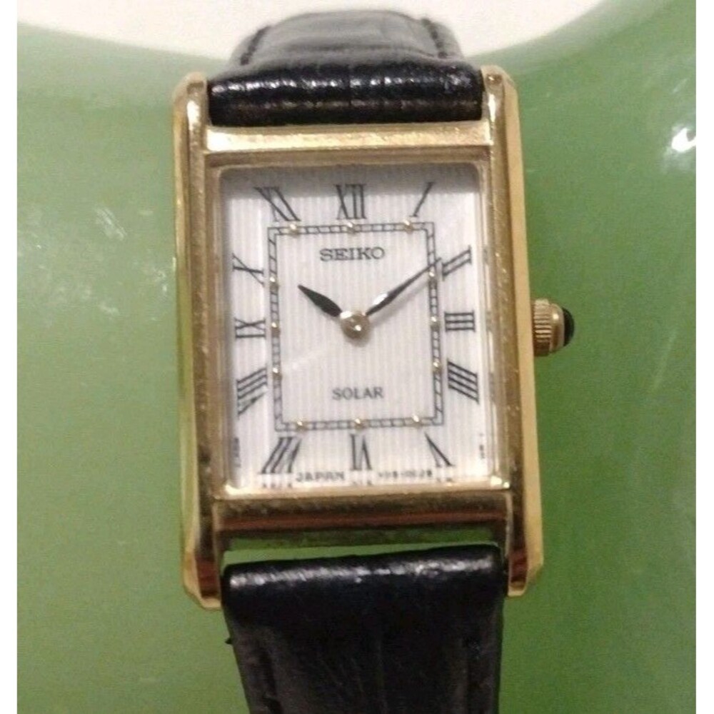 SEIKO Solar V115-0CJ8 Gold Roman Dial Tank 18mm Quartz Women’s Watch Black Calf